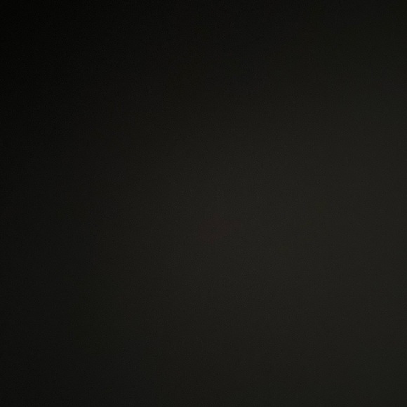 Meet your Posher, Jennifer - Picture 1 of 1